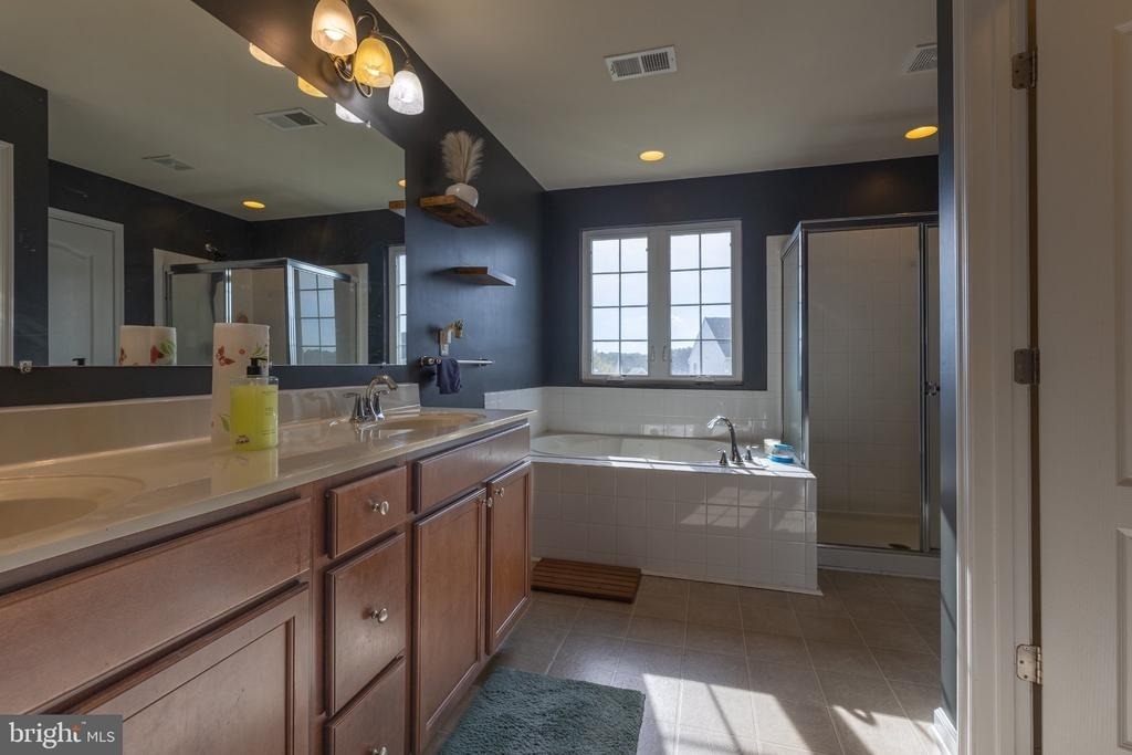 29849 Plantation Lakes Boulevard - Photo 9