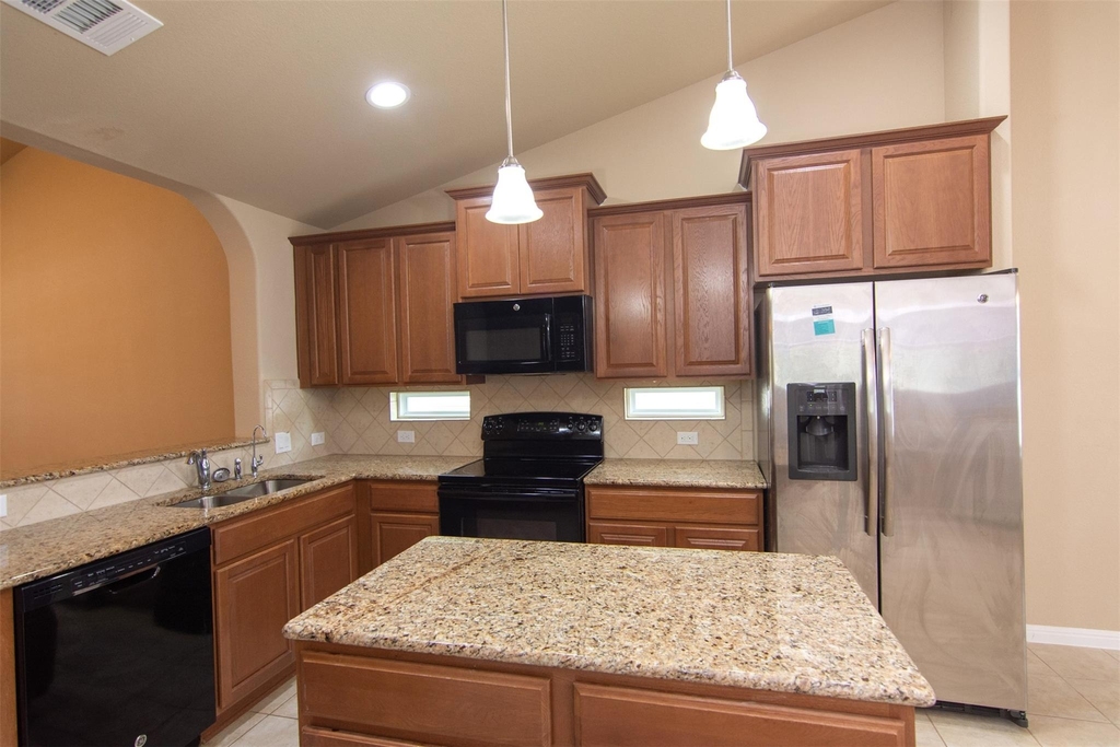 18405 Tall Grass Prairie Dr - Photo 6