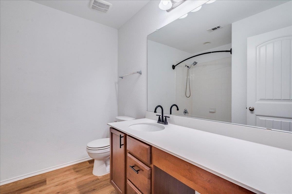 401 Waterleaf Blvd - Photo 22