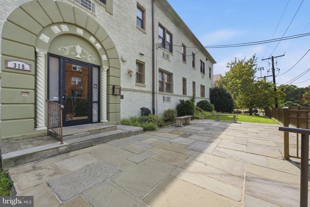 315 Evarts Street Ne - Photo 1
