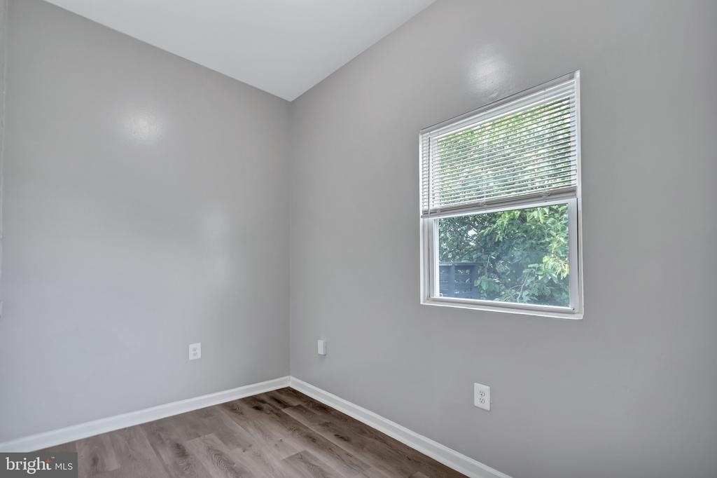 2012 Rosedale Street Ne - Photo 11