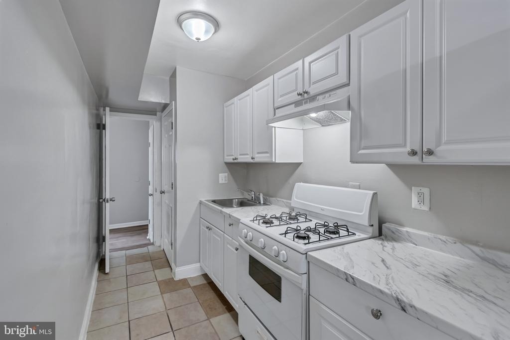 2012 Rosedale Street Ne - Photo 6