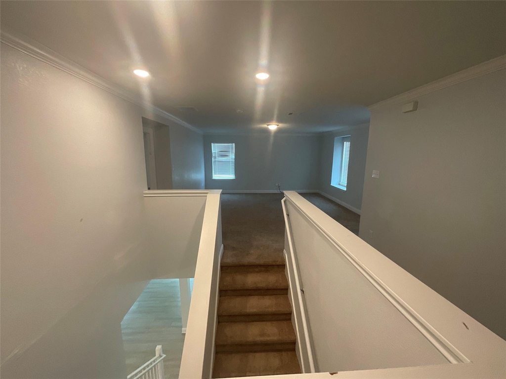 13821 Abraham Lincoln St - Photo 10