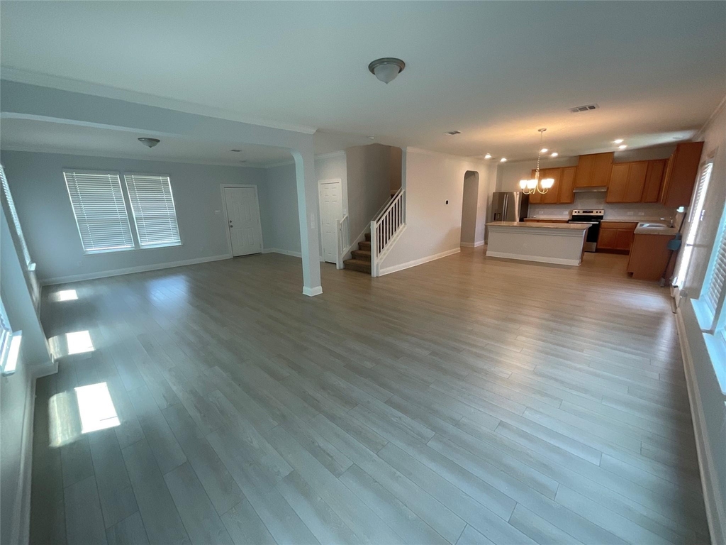 13821 Abraham Lincoln St - Photo 3