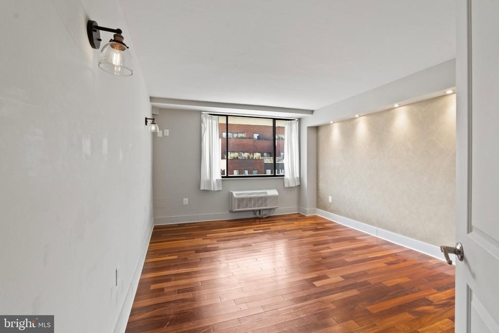 1325 18th Street Nw - Photo 8