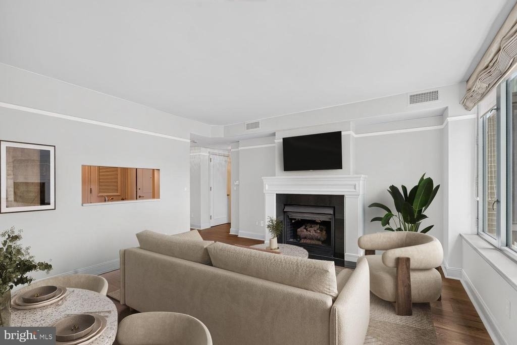 1155 23rd Street Nw - Photo 1