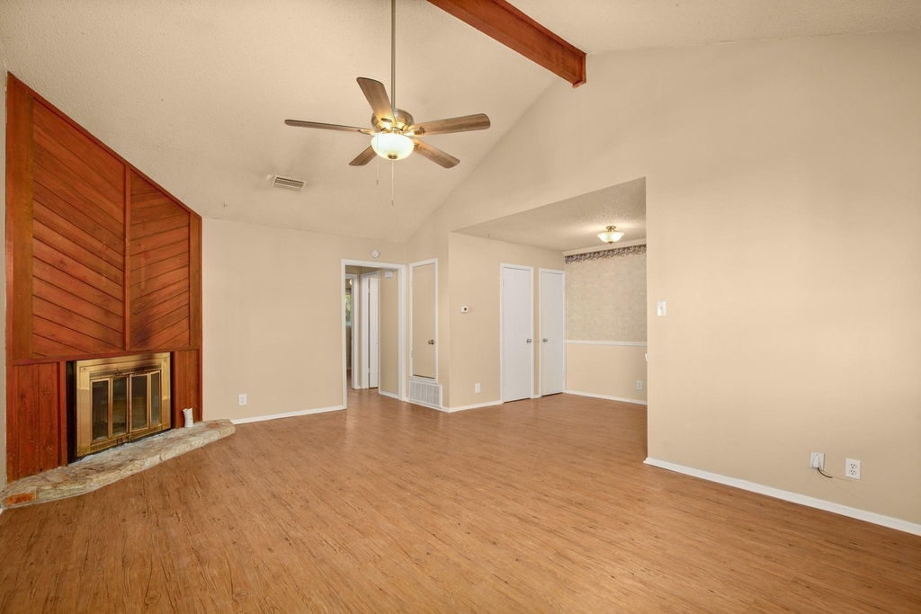 3505 Rocky Hollow Trl - Photo 3