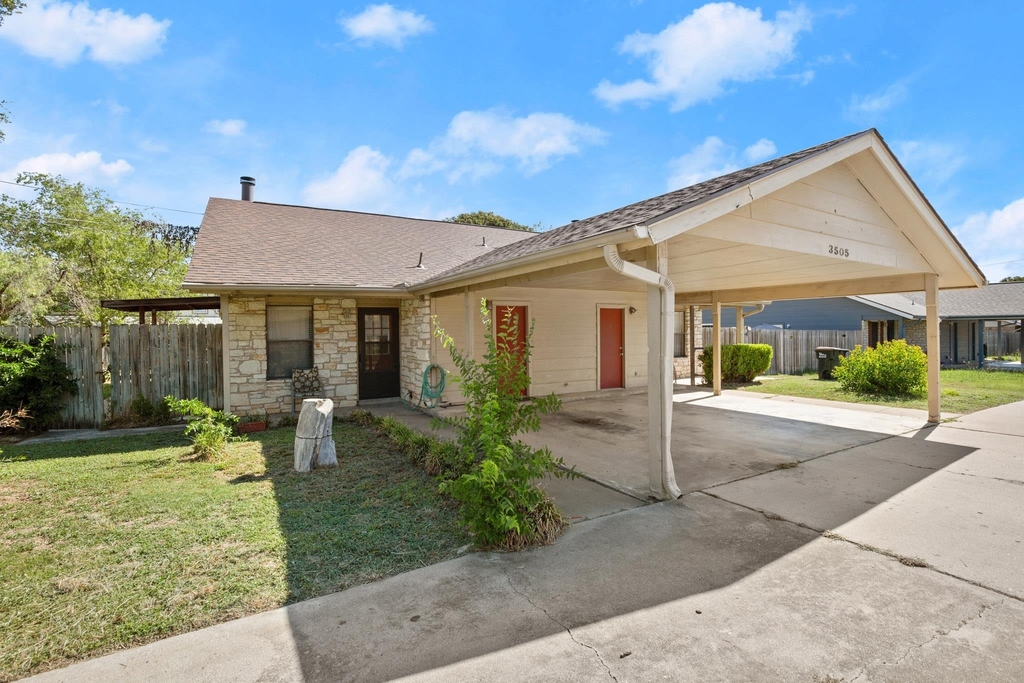 3505 Rocky Hollow Trl - Photo 0
