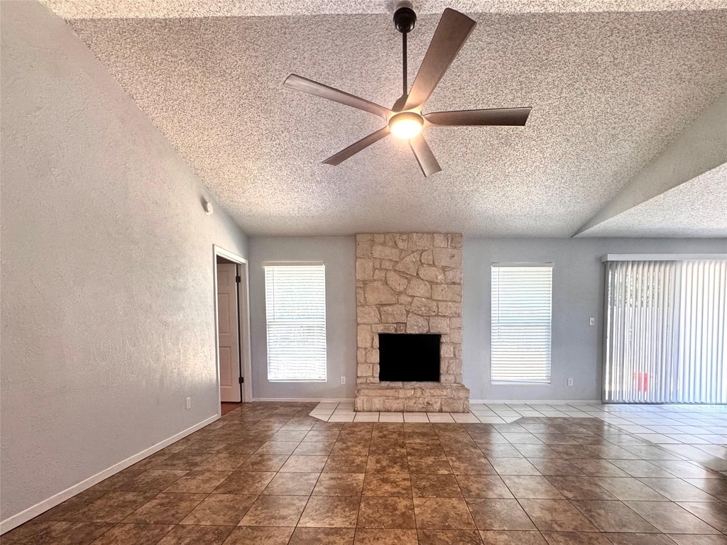 104 Masterson Pass - Photo 14