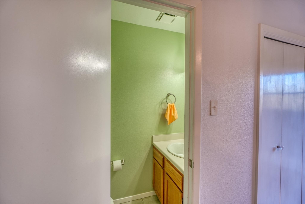 1411 Gracy Farms Ln - Photo 10