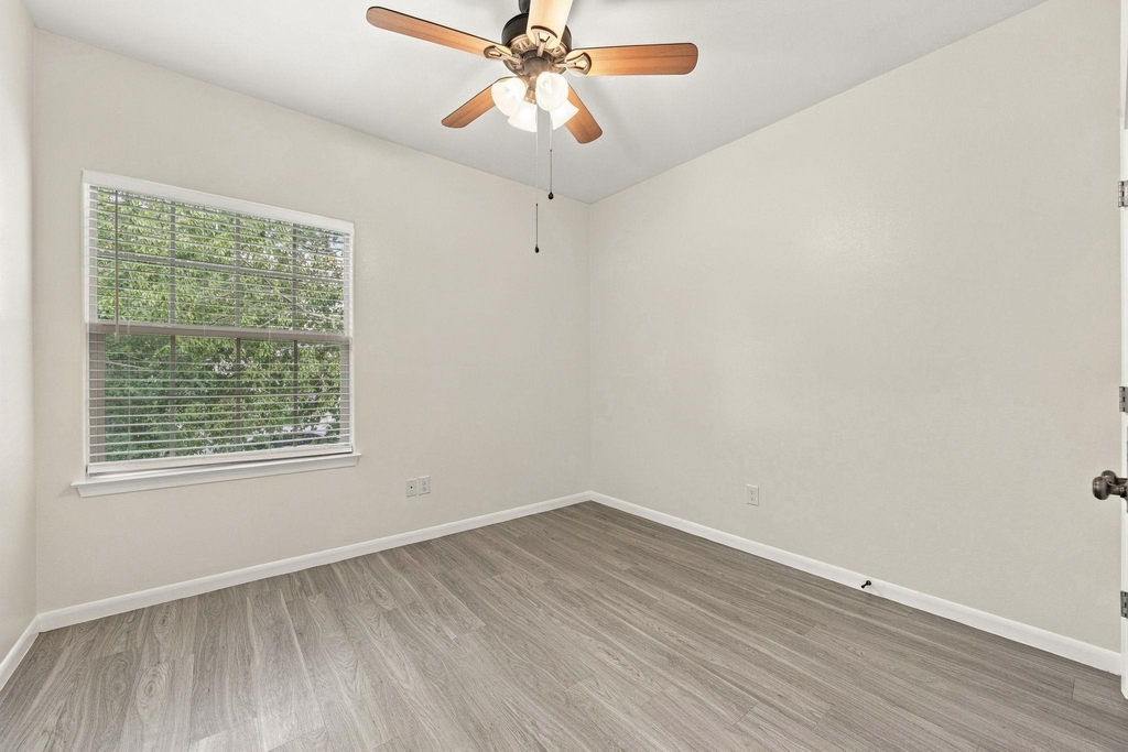 709 Franklin Blvd - Photo 24