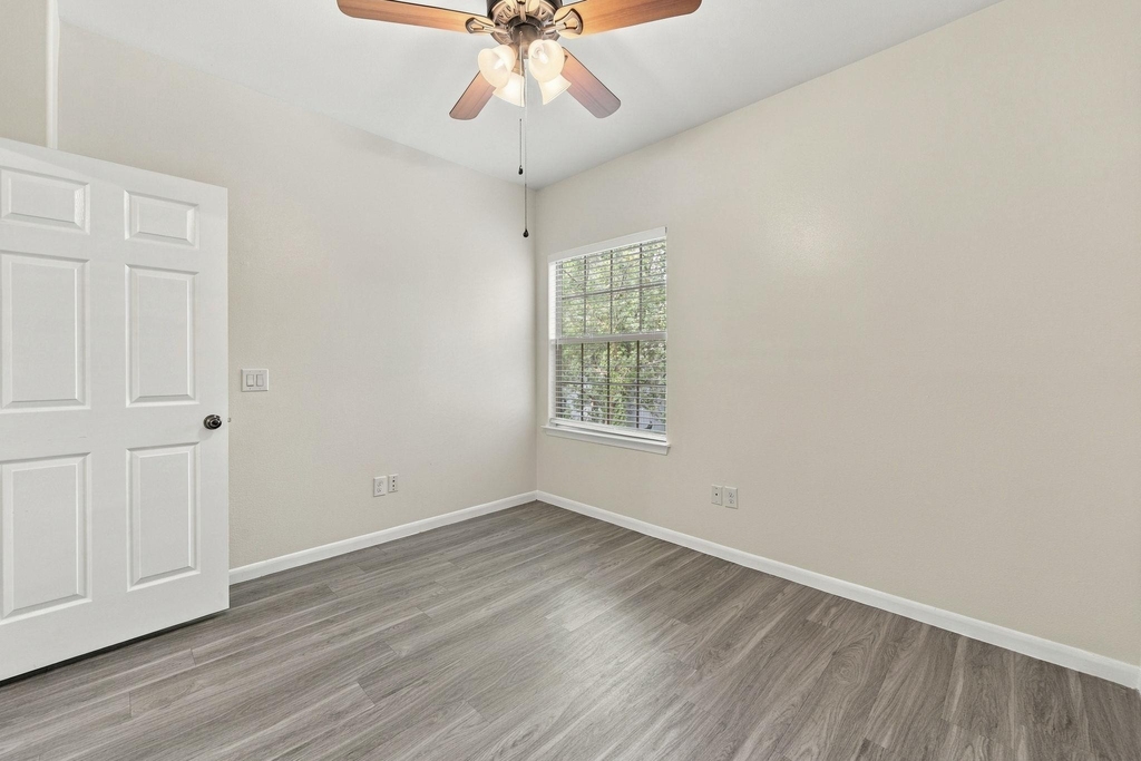 709 Franklin Blvd - Photo 25