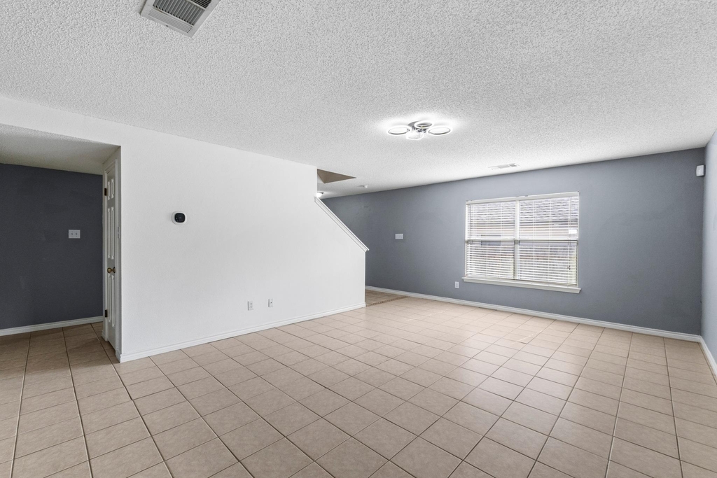 1704 Matagorda Dr - Photo 6