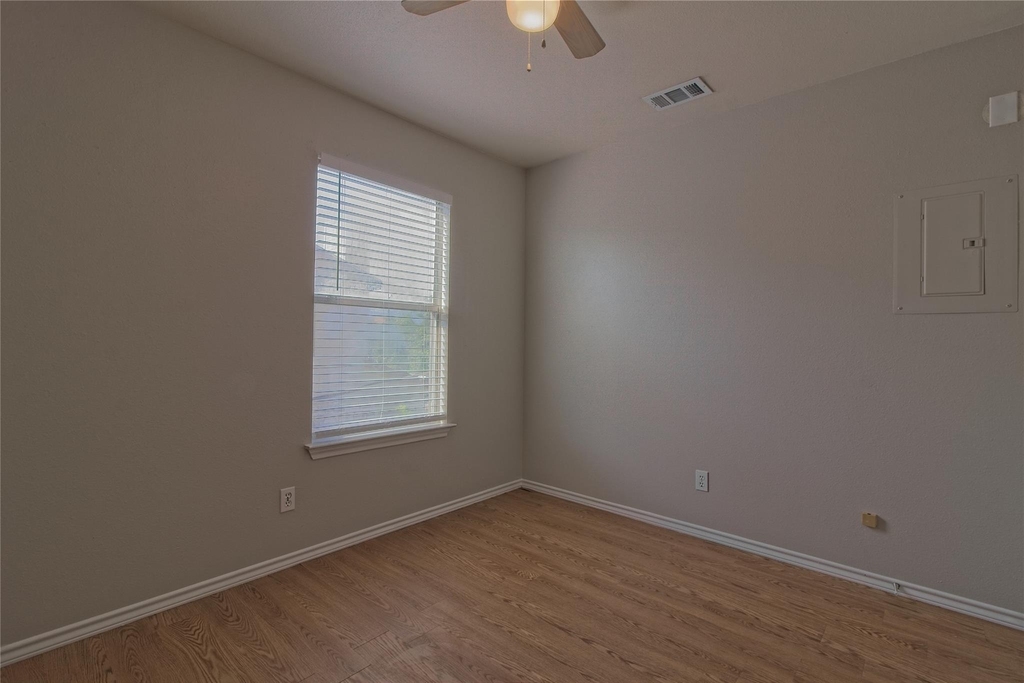 2211 Creekside Ln - Photo 23