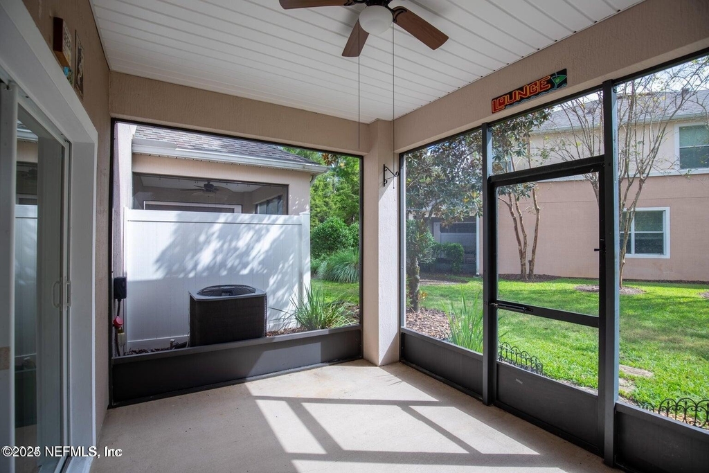 721 Crystal Way - Photo 35