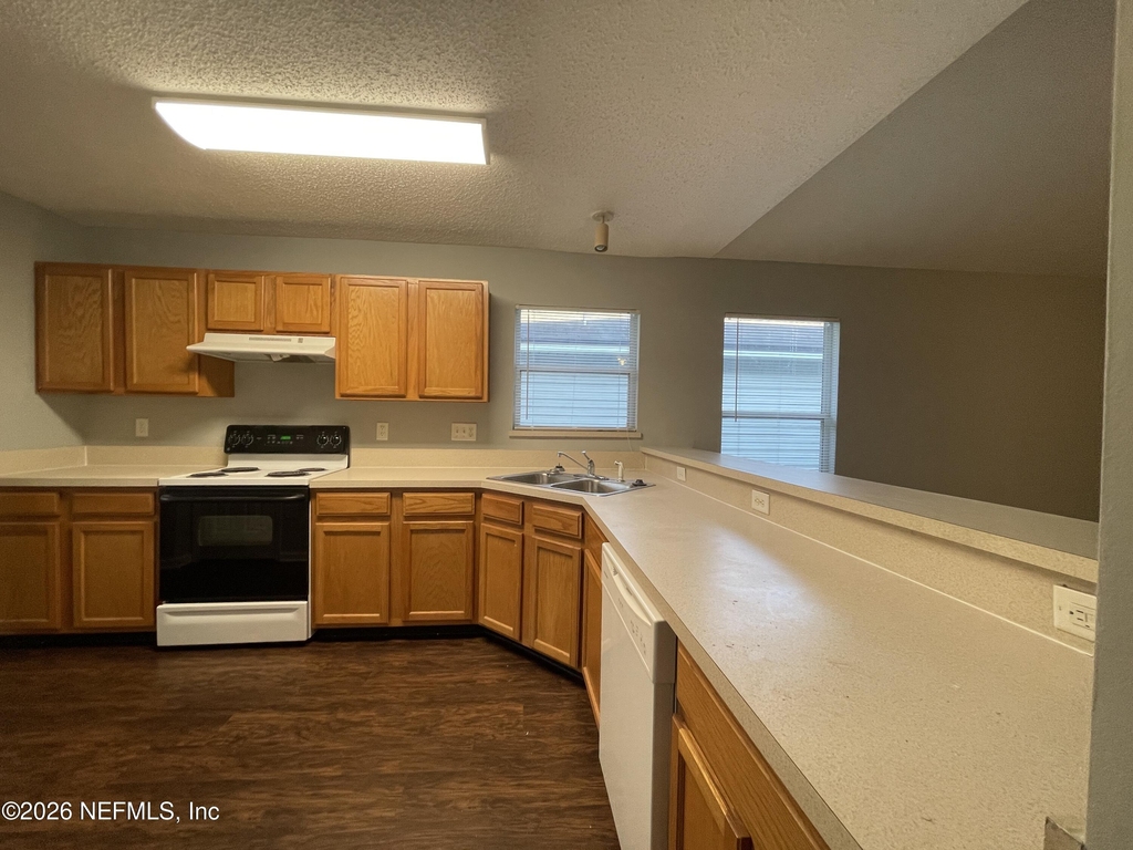 9374 Daniels Mill Drive - Photo 4