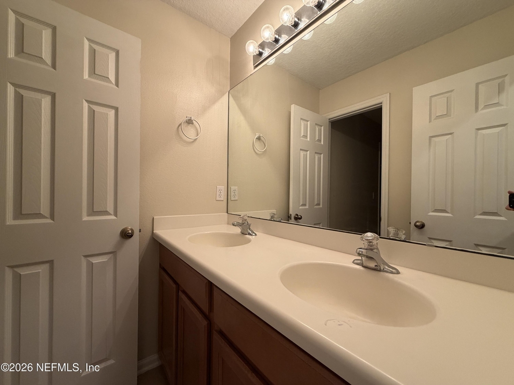 3125 E Banister Road - Photo 22