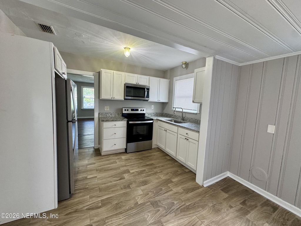 3508 Myra Street - Photo 4