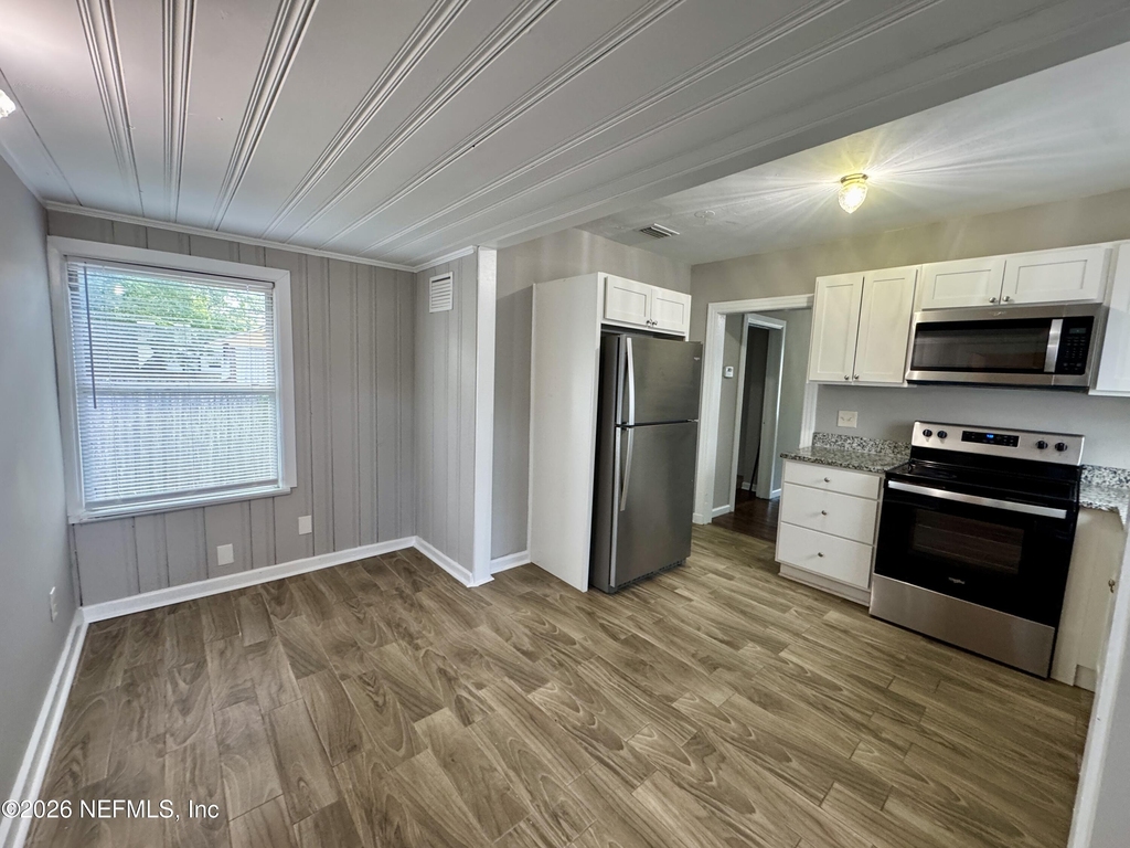 3508 Myra Street - Photo 5