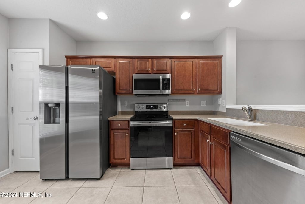 8159 Summerside Circle - Photo 5