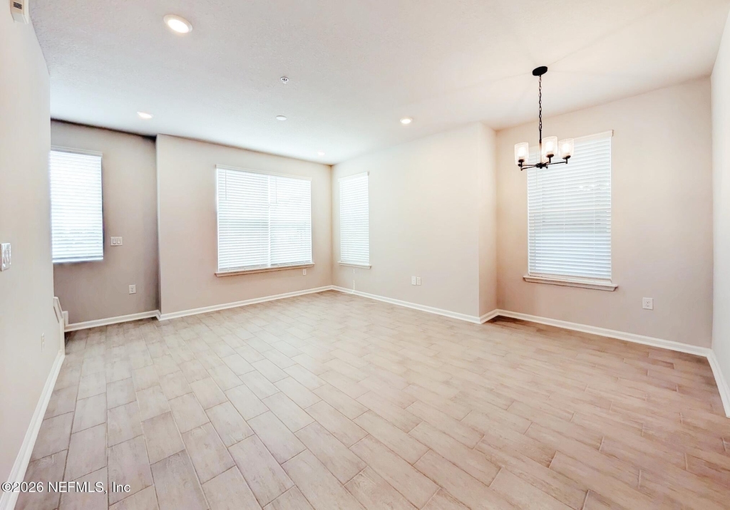 162 Barstow Place - Photo 6
