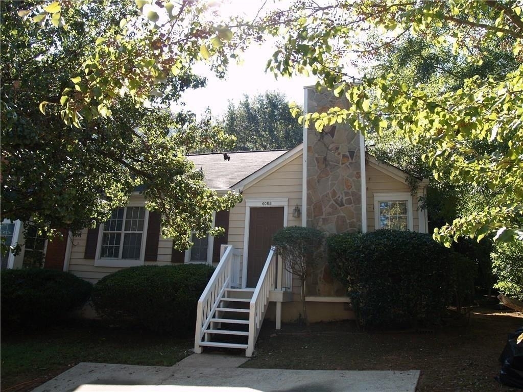 4058 Heritage Valley Court - Photo 0