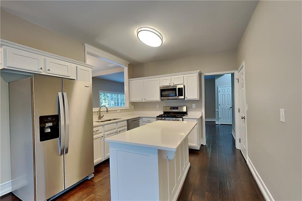 660 Alstonefield Drive - Photo 4