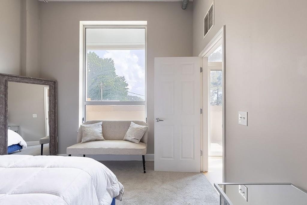 3820 Roswell Road - Photo 13