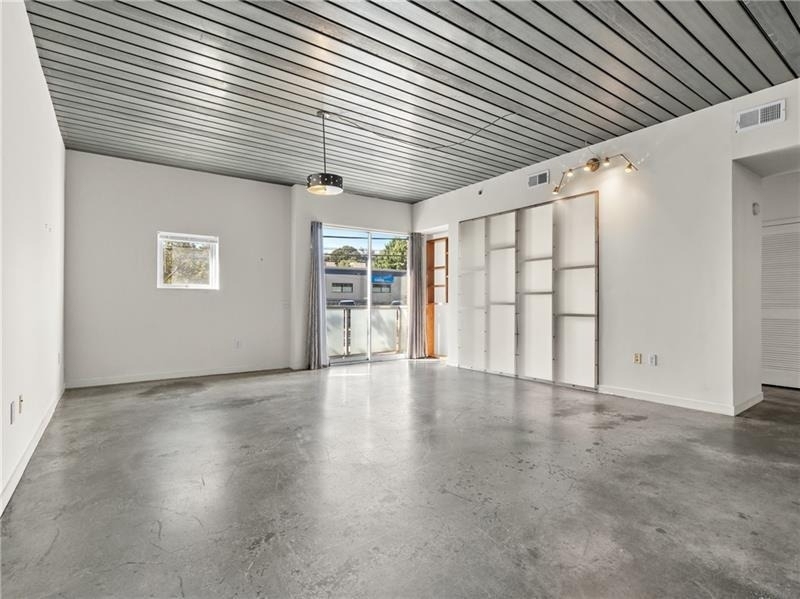 620 Glen Iris Drive Ne - Photo 11