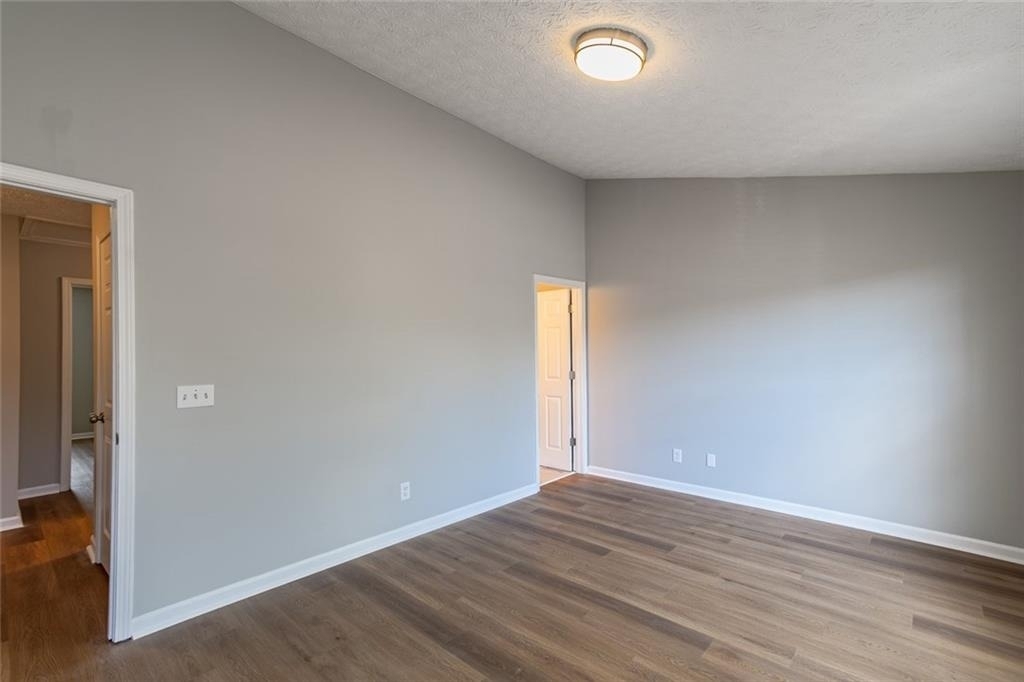 5550 Strathmoor Manor Circle - Photo 13