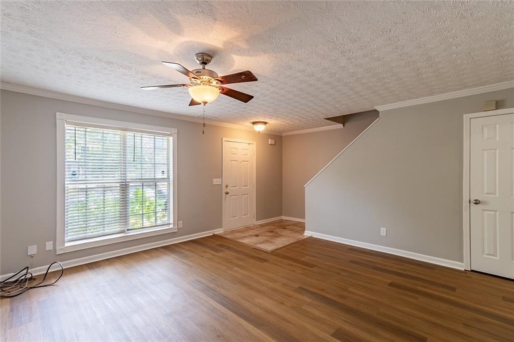 5550 Strathmoor Manor Circle - Photo 2