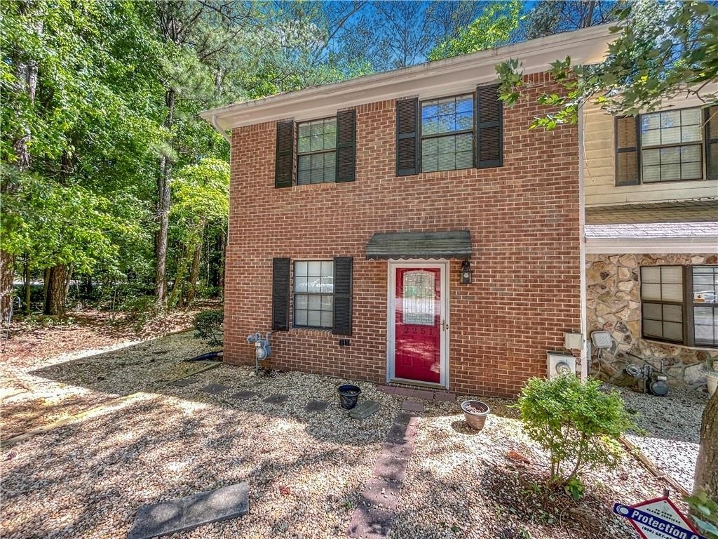 2251 Salt Springs Place - Photo 2