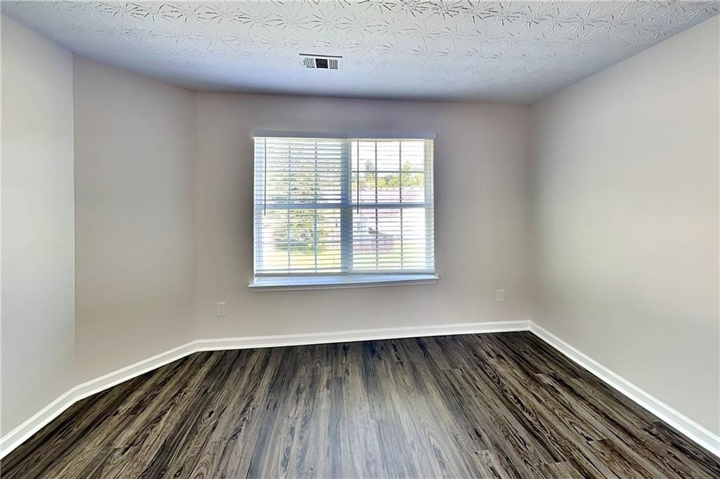 34 Belmont Park Drive - Photo 8