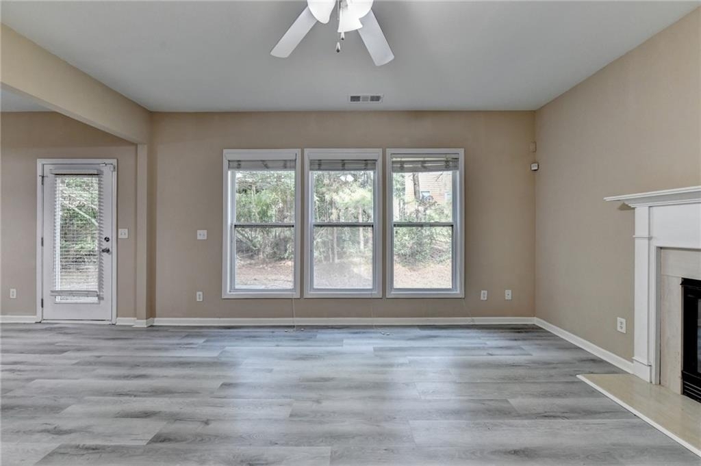 1646 Hedington Court - Photo 10