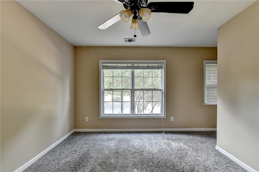 1646 Hedington Court - Photo 36