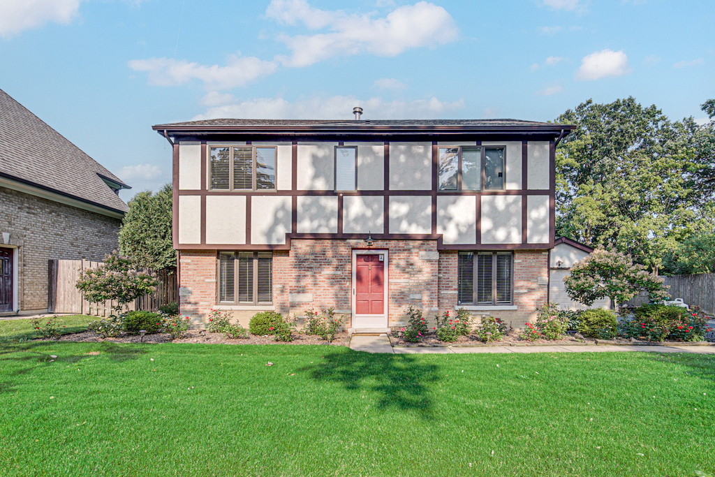 23327 N Wildwood Lane - Photo 0