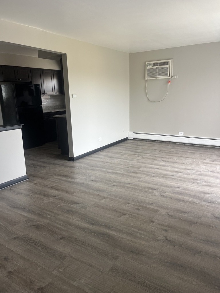 7041 99th Street - Photo 1