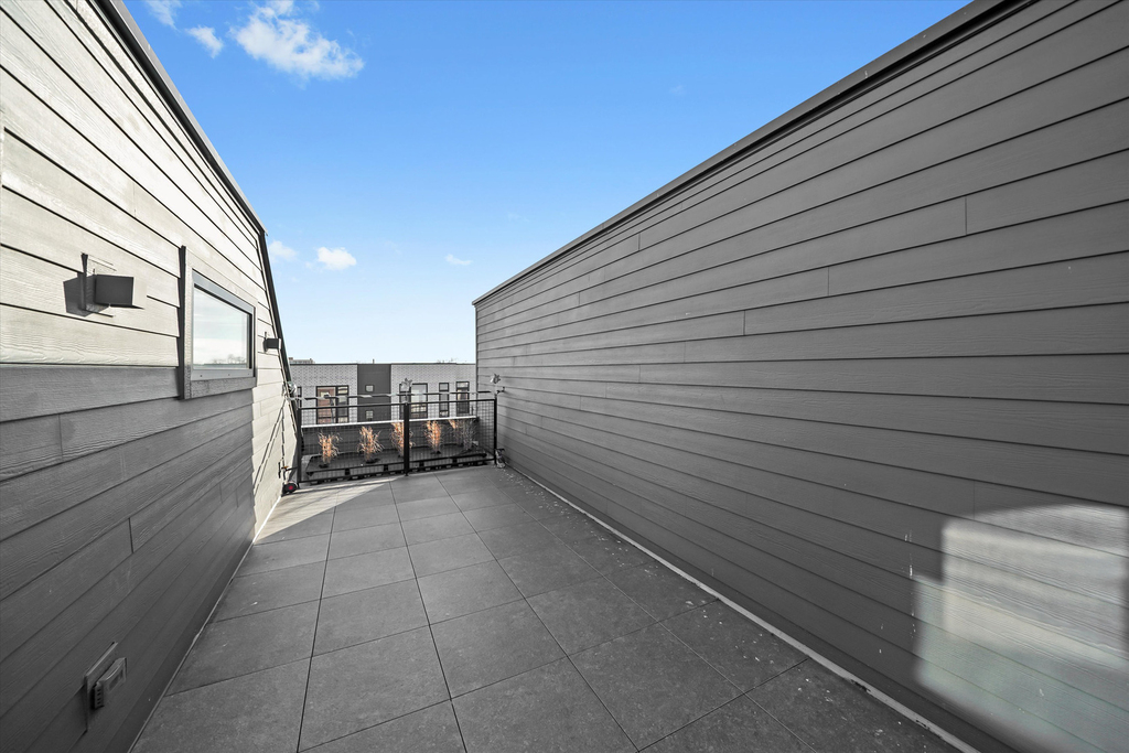 4240 W Belmont Avenue - Photo 24