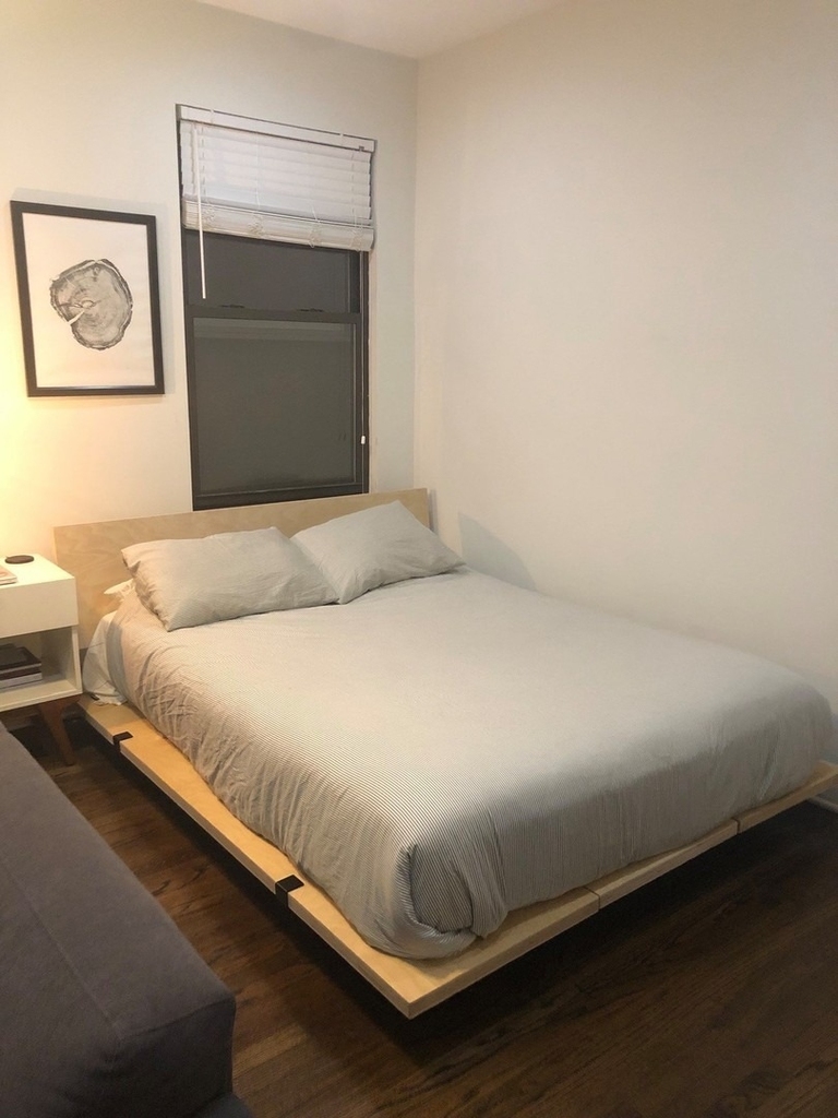639 W Roscoe Street - Photo 8