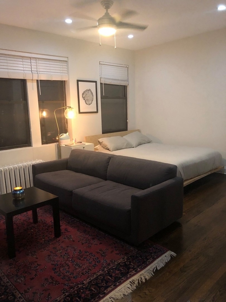 639 W Roscoe Street - Photo 7
