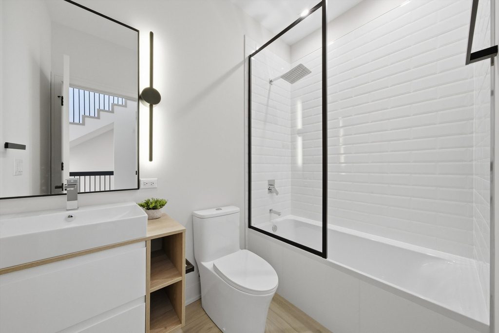 4230 W Belmont Avenue - Photo 18