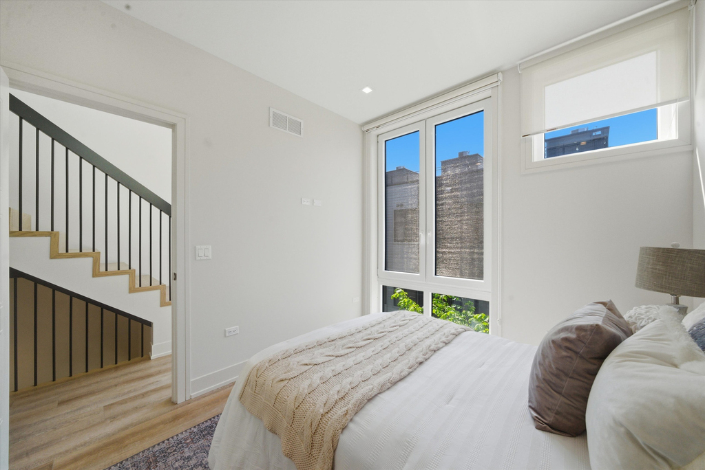 4230 W Belmont Avenue - Photo 17