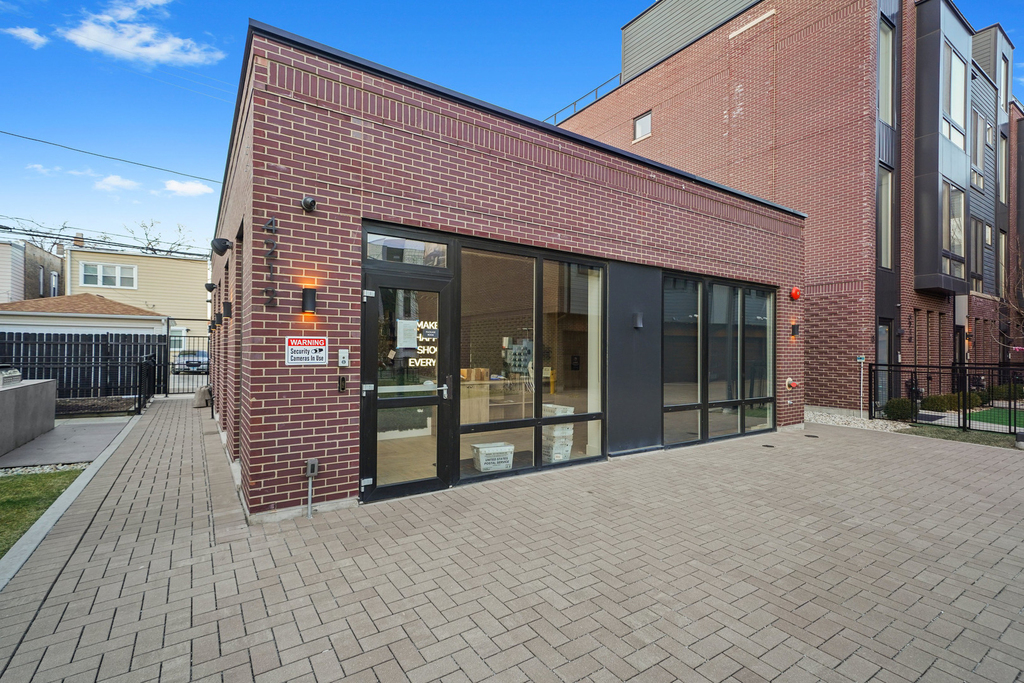 4230 W Belmont Avenue - Photo 23