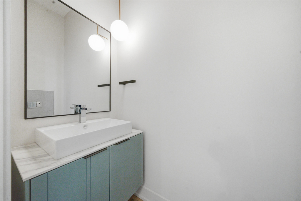 4230 W Belmont Avenue - Photo 10