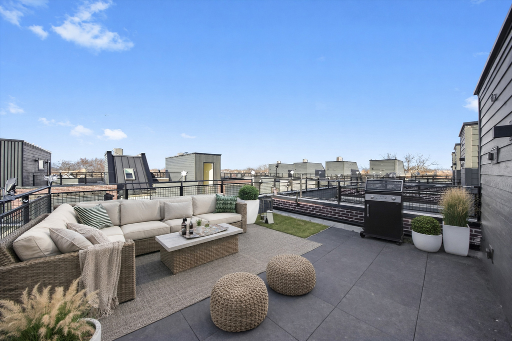 4230 W Belmont Avenue - Photo 1