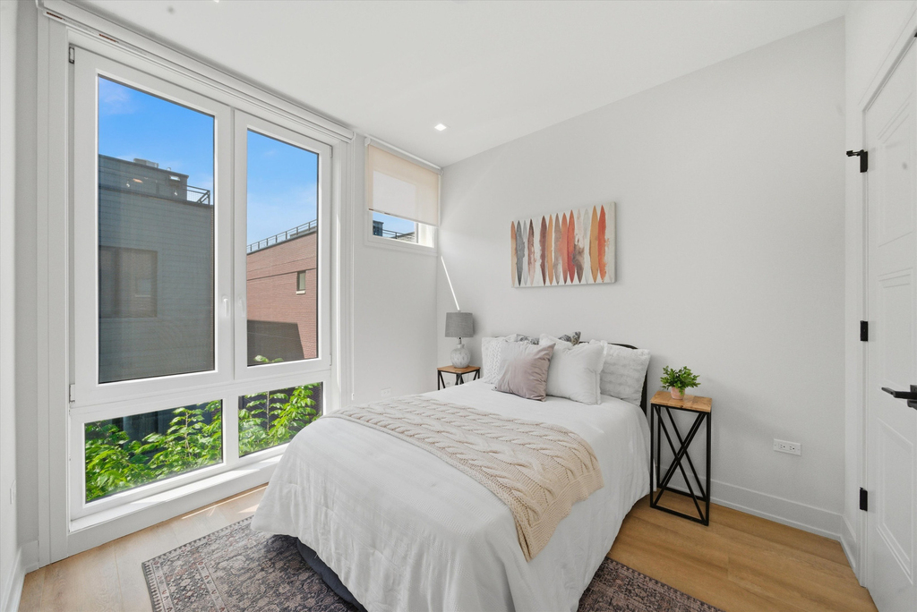 4230 W Belmont Avenue - Photo 16