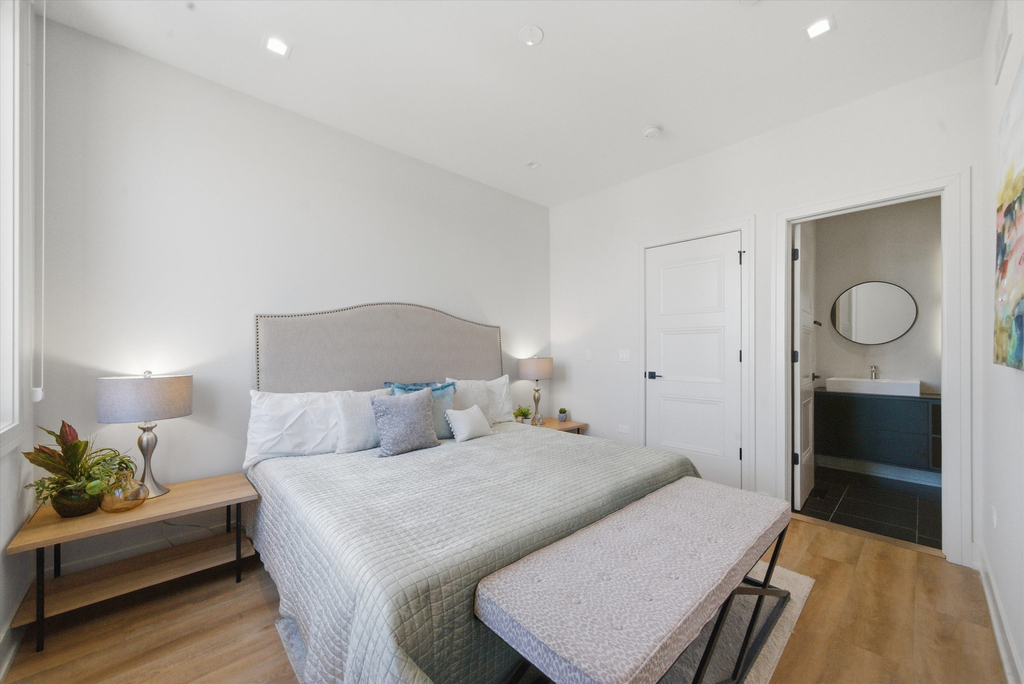 4230 W Belmont Avenue - Photo 12
