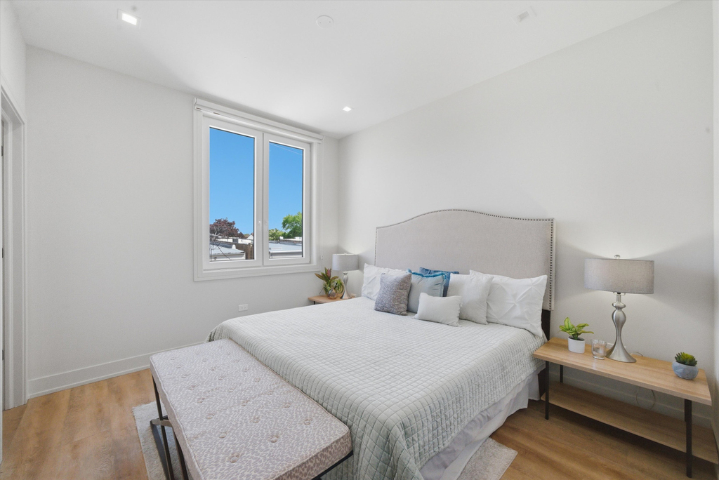 4230 W Belmont Avenue - Photo 11