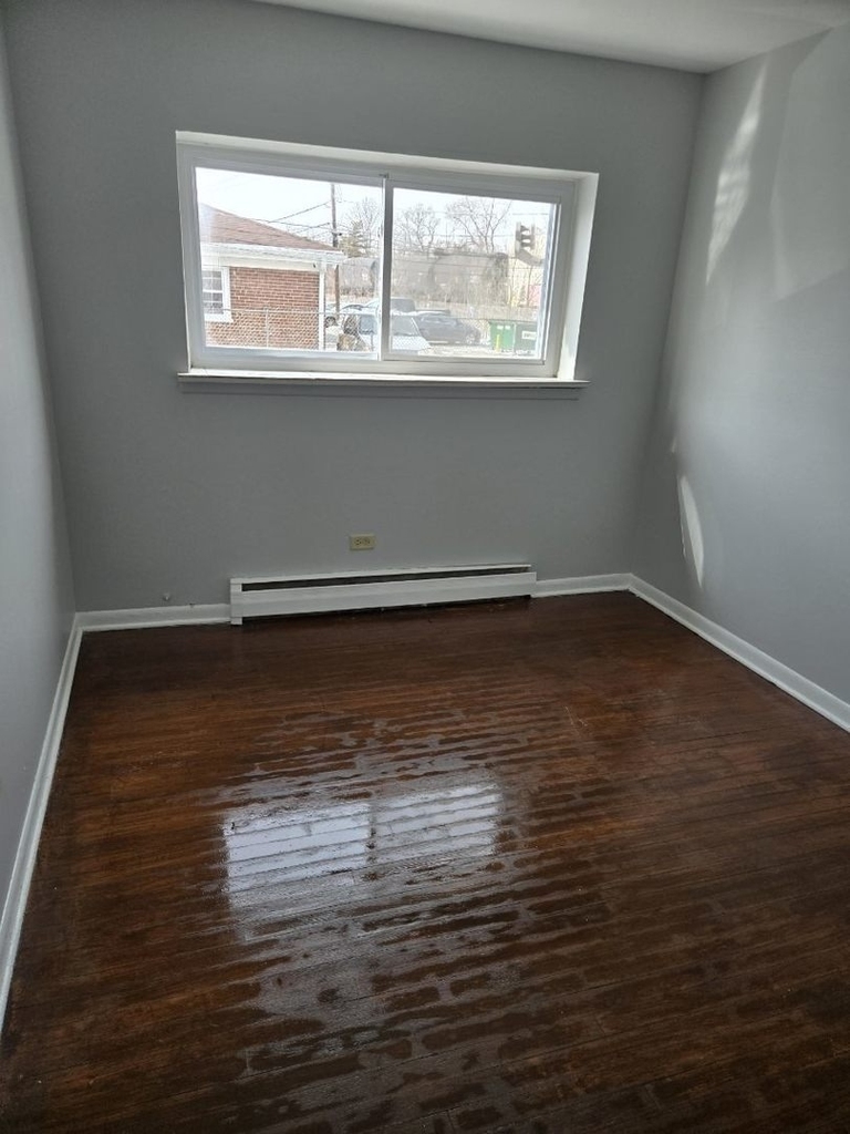 400 W Division Street - Photo 6
