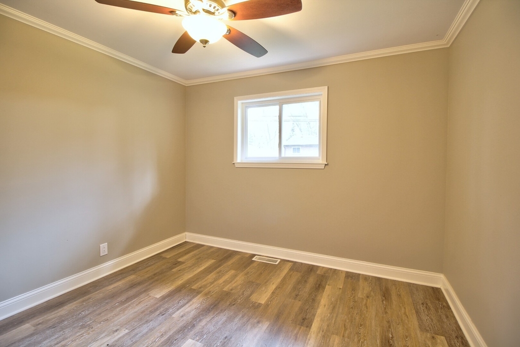 153 W Briarcliff Road - Photo 11